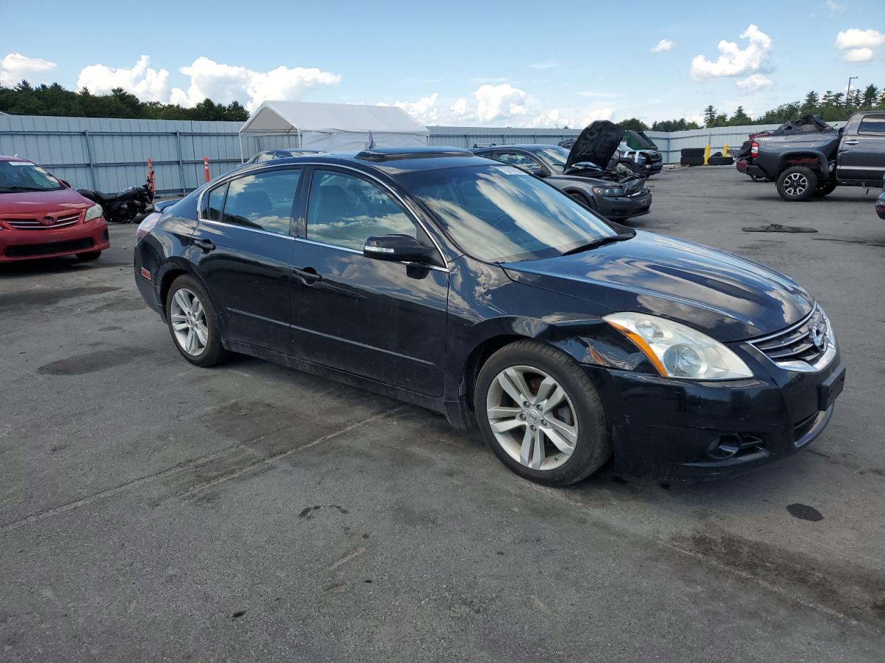 2012 NISSAN ALTIMA
