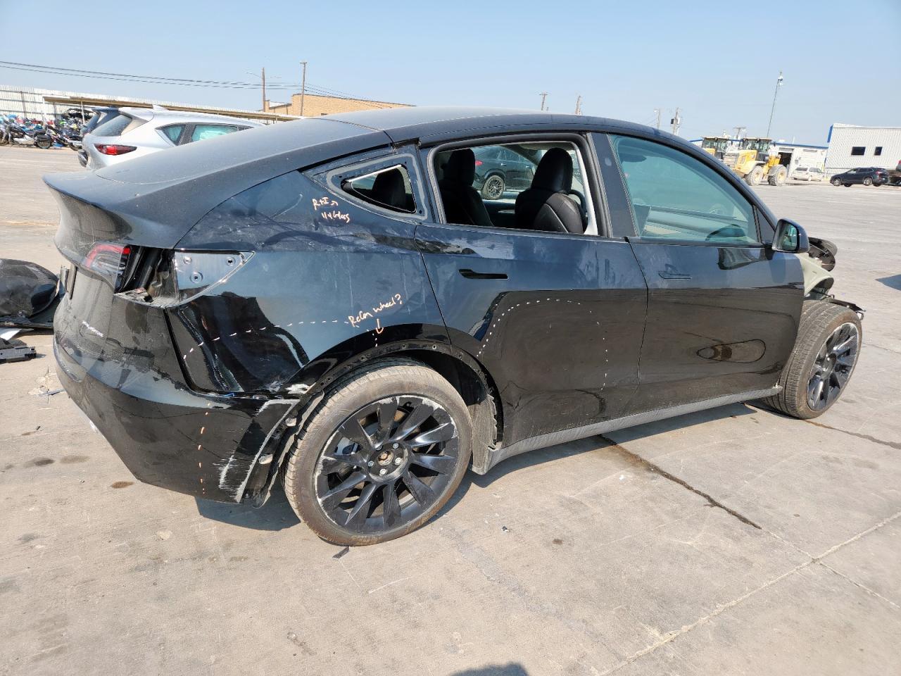 2024 TESLA MODEL Y