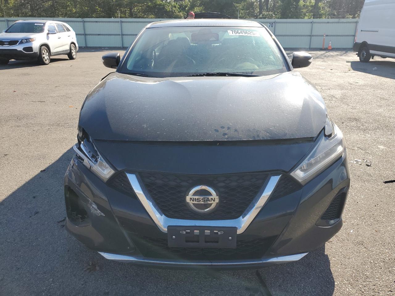 2021 NISSAN Maxima