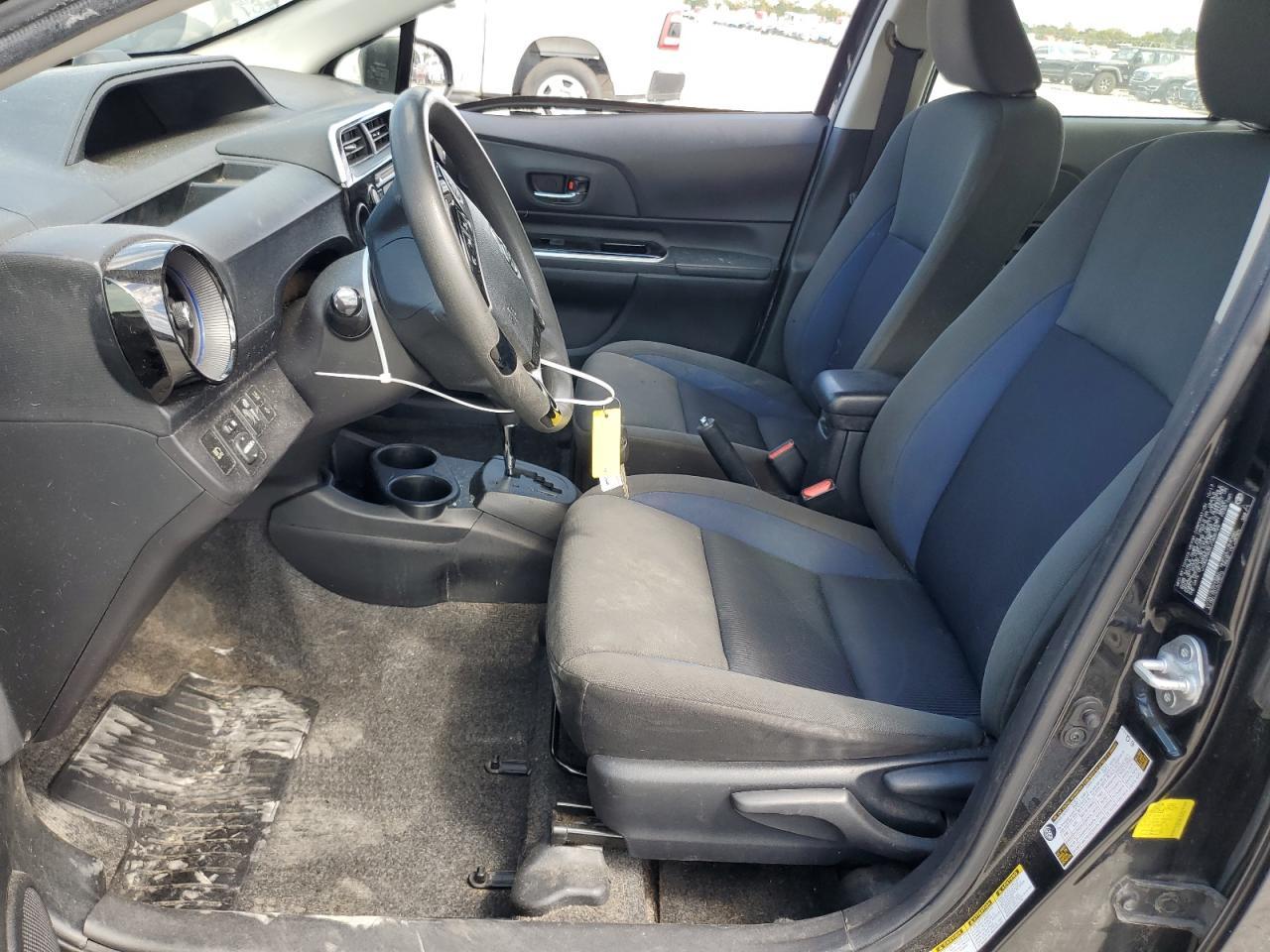 2018 TOYOTA Prius c