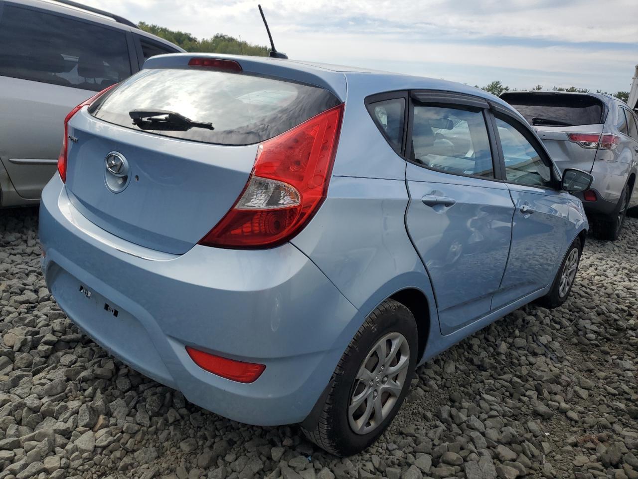 2012 HYUNDAI ACCENT