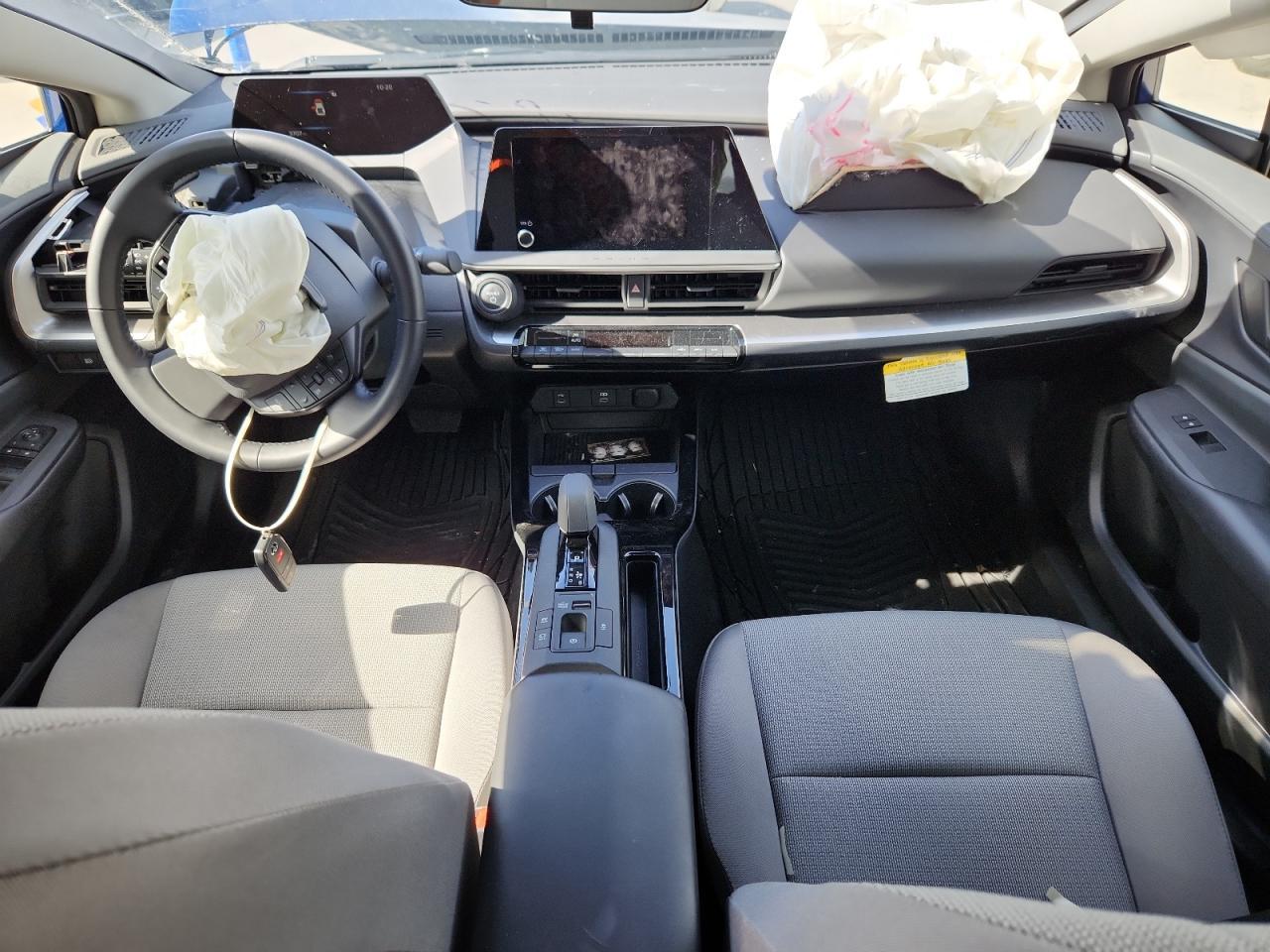 2024 TOYOTA PRIUS