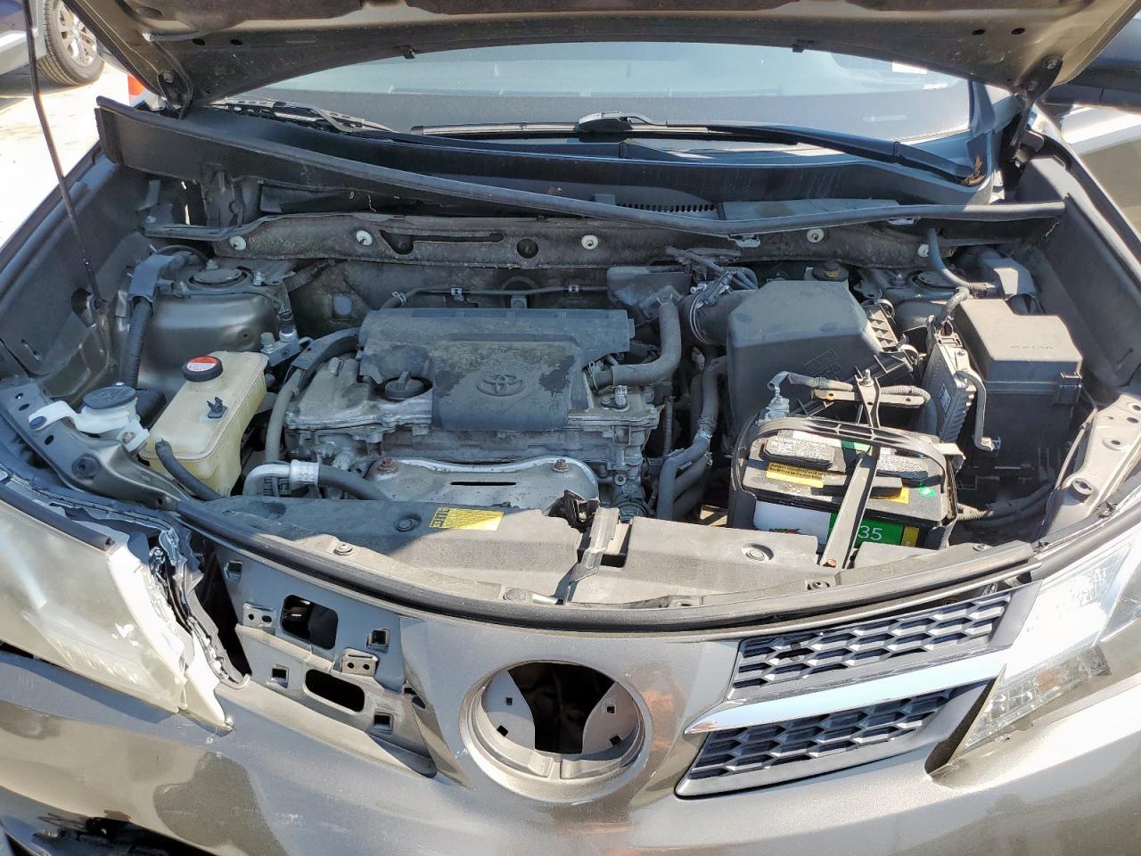 2015 TOYOTA RAV4