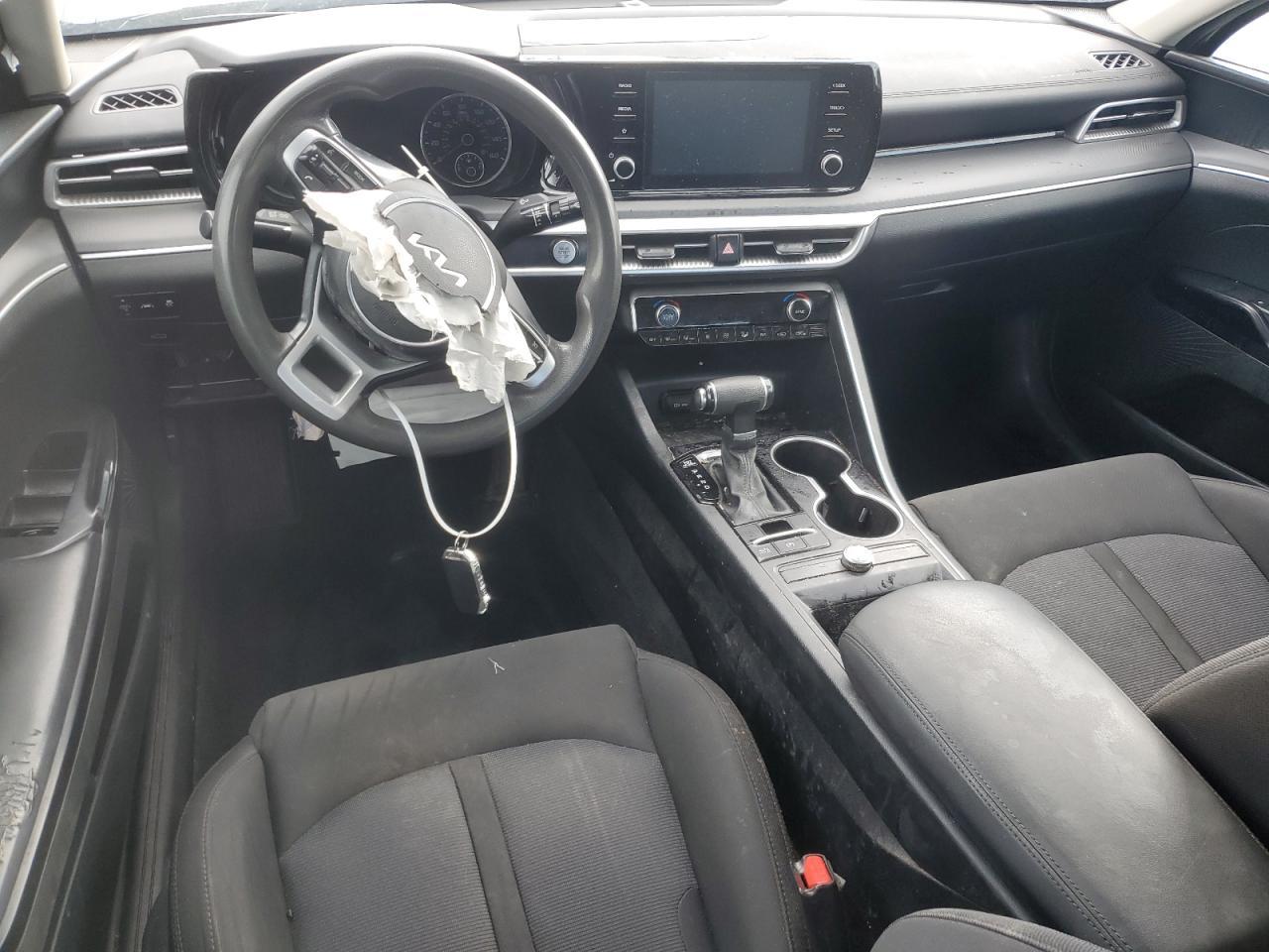 2022 KIA K5