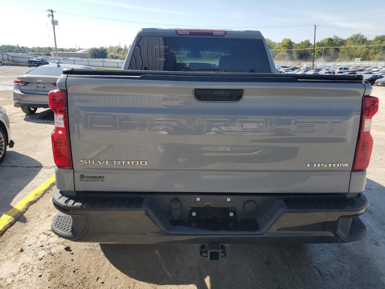 2024 CHEVROLET Silverado