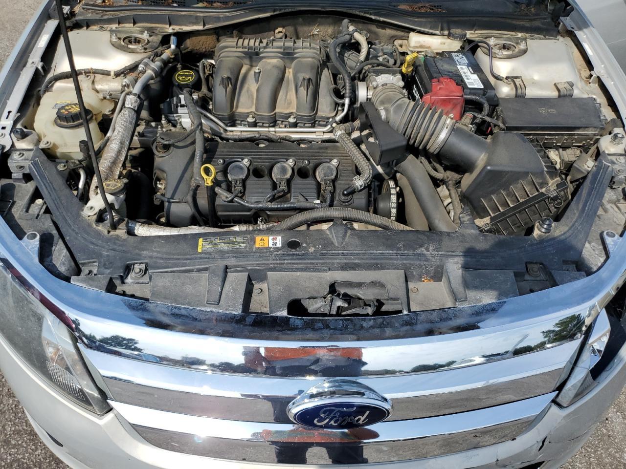 2010 FORD FUSION