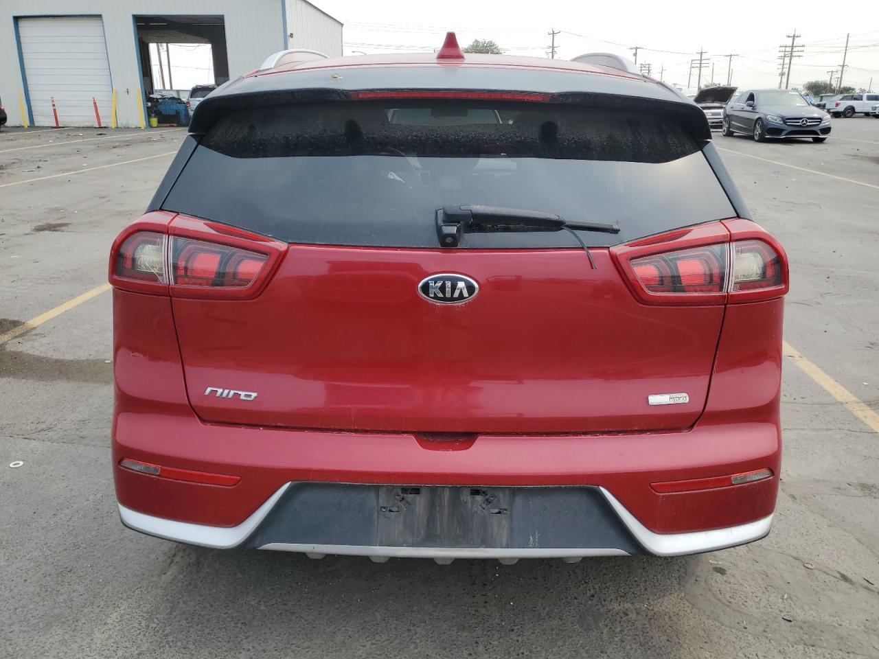 2017 KIA Niro
