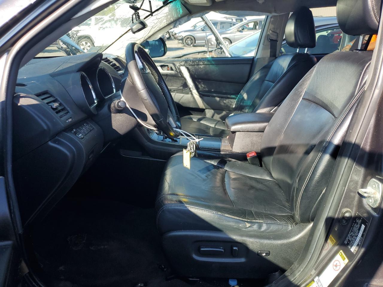 2012 TOYOTA HIGHLANDER
