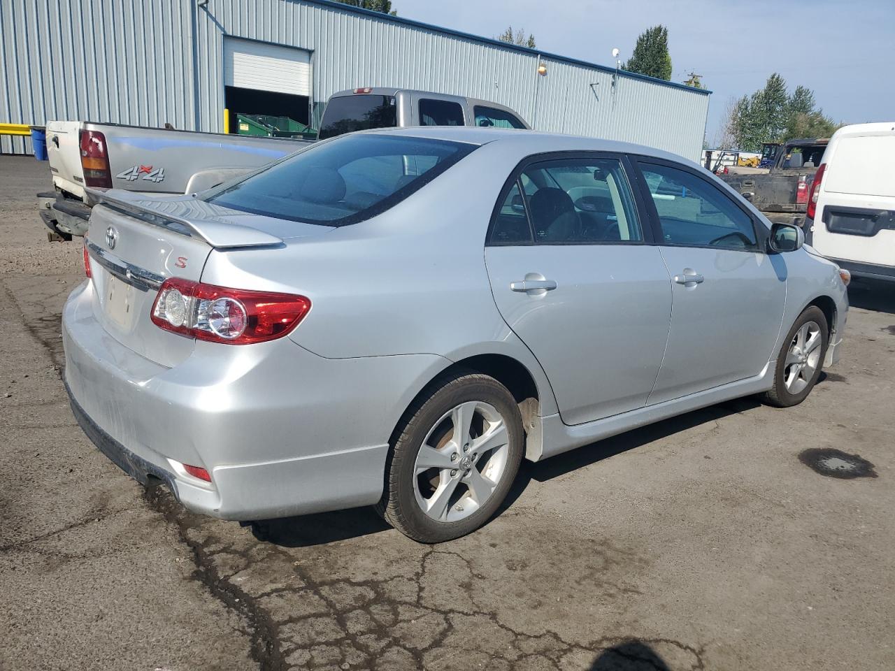 2013 TOYOTA COROLLA
