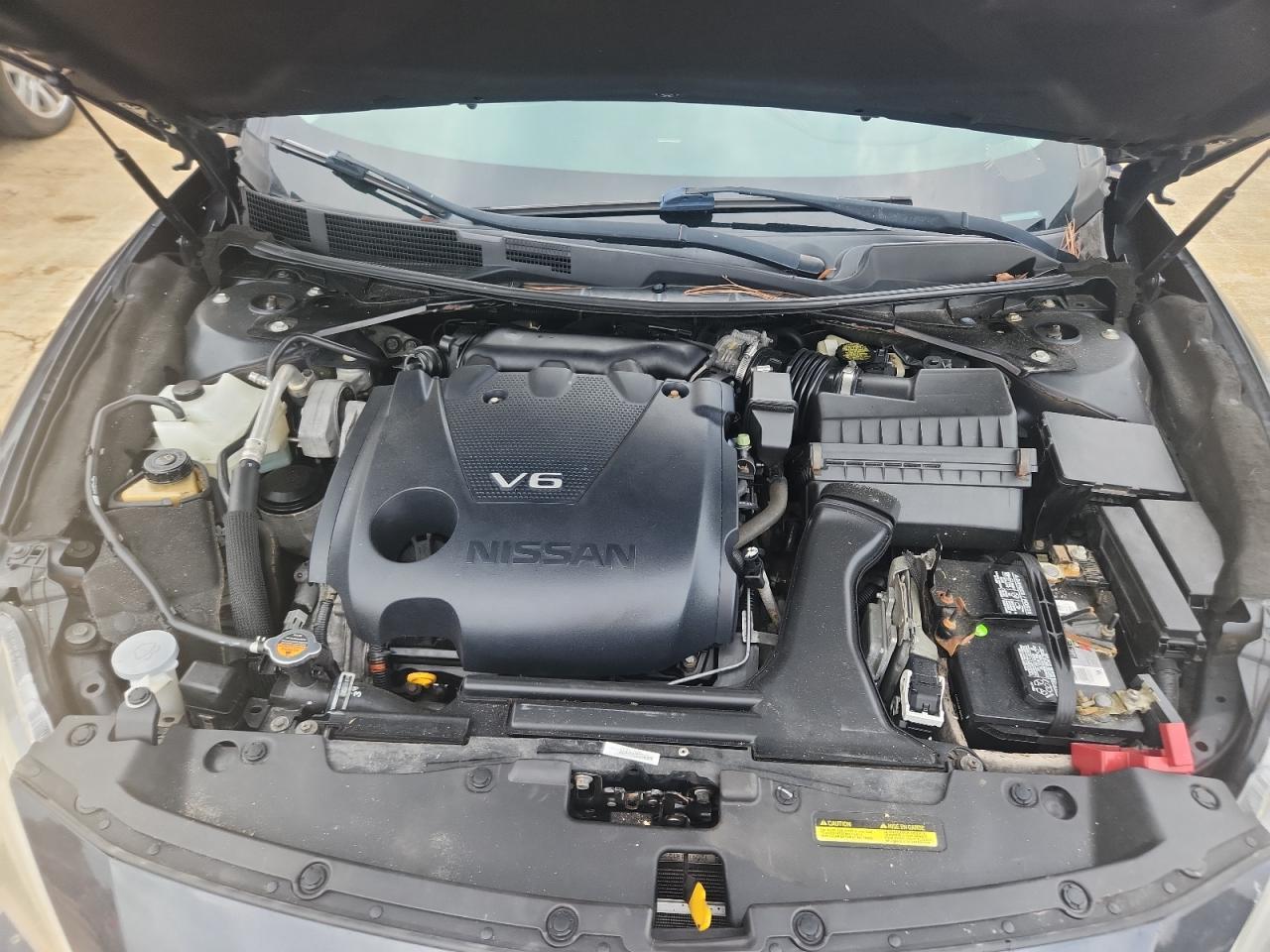 2017 NISSAN Maxima