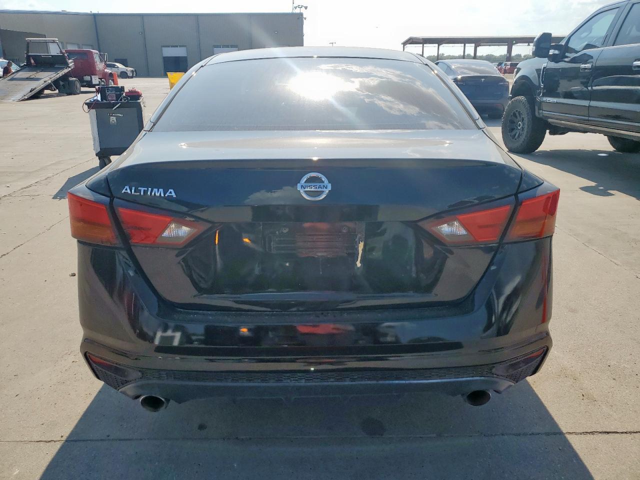 2021 NISSAN ALTIMA