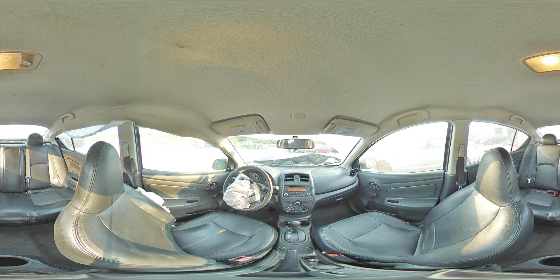 2015 NISSAN VERSA