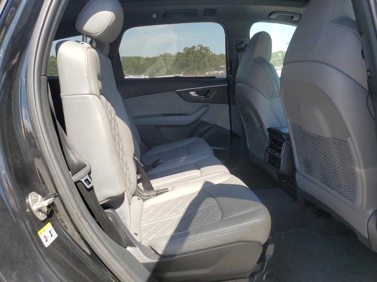 2024 AUDI SQ7