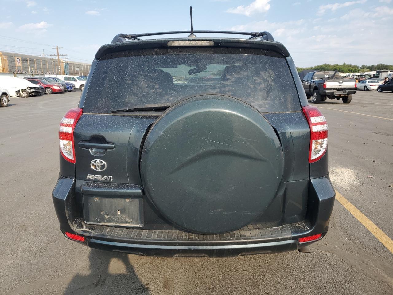 2011 TOYOTA RAV4