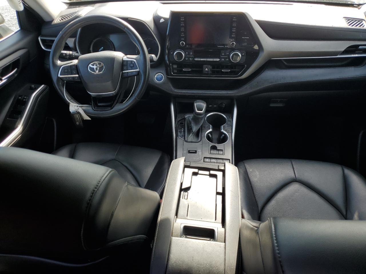 2021 TOYOTA HIGHLANDER