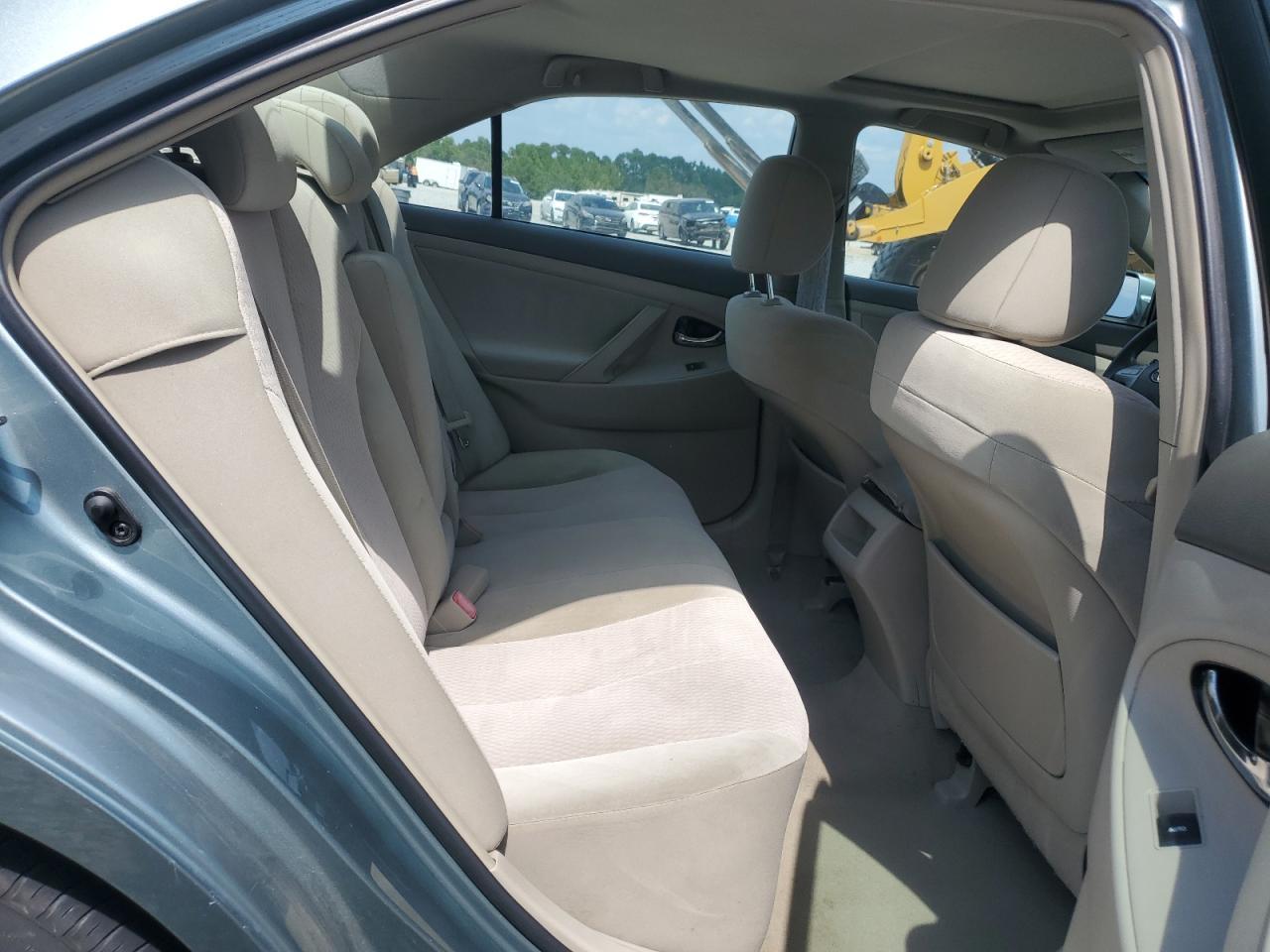 2011 TOYOTA CAMRY