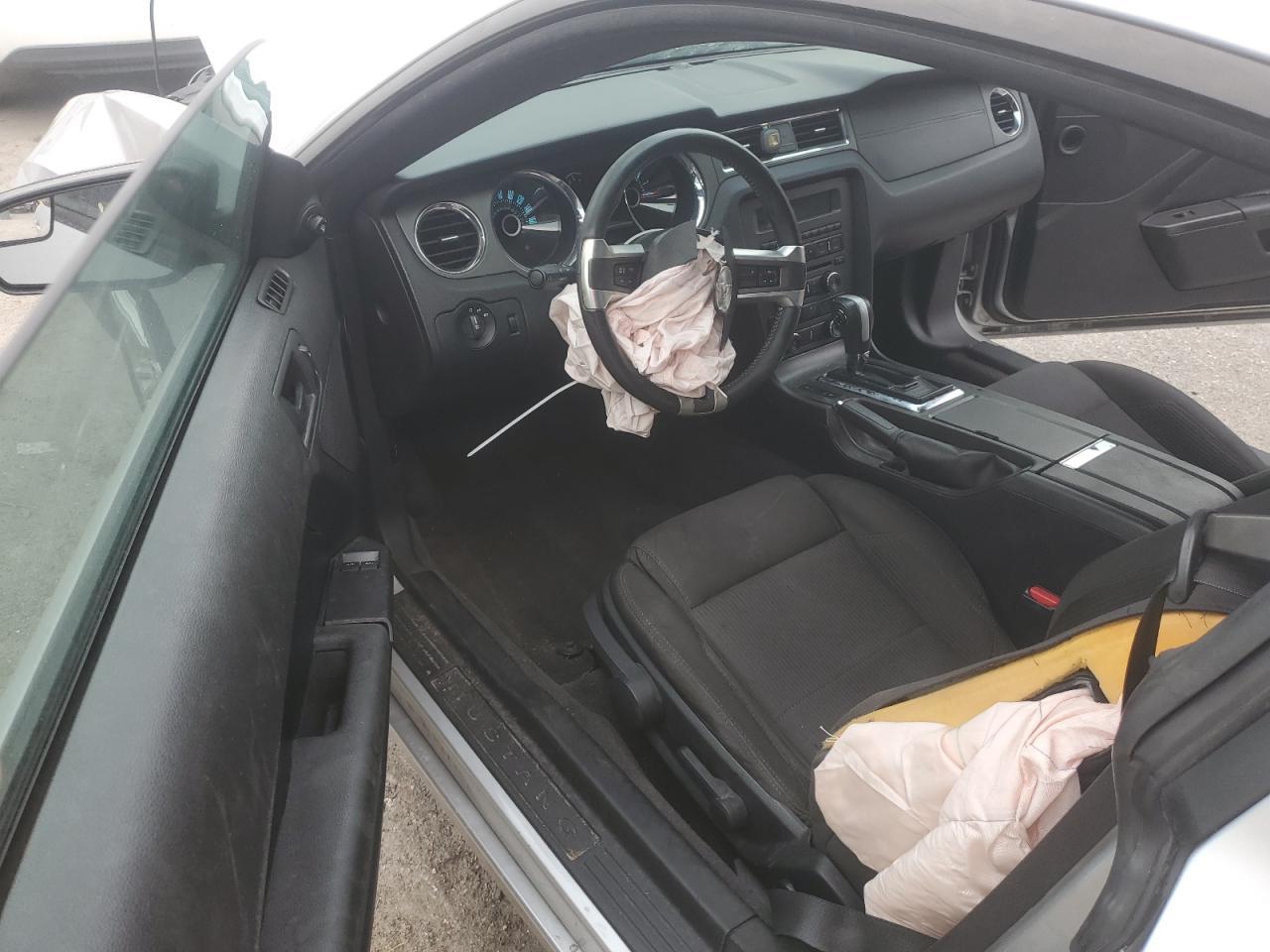 2013 FORD MUSTANG