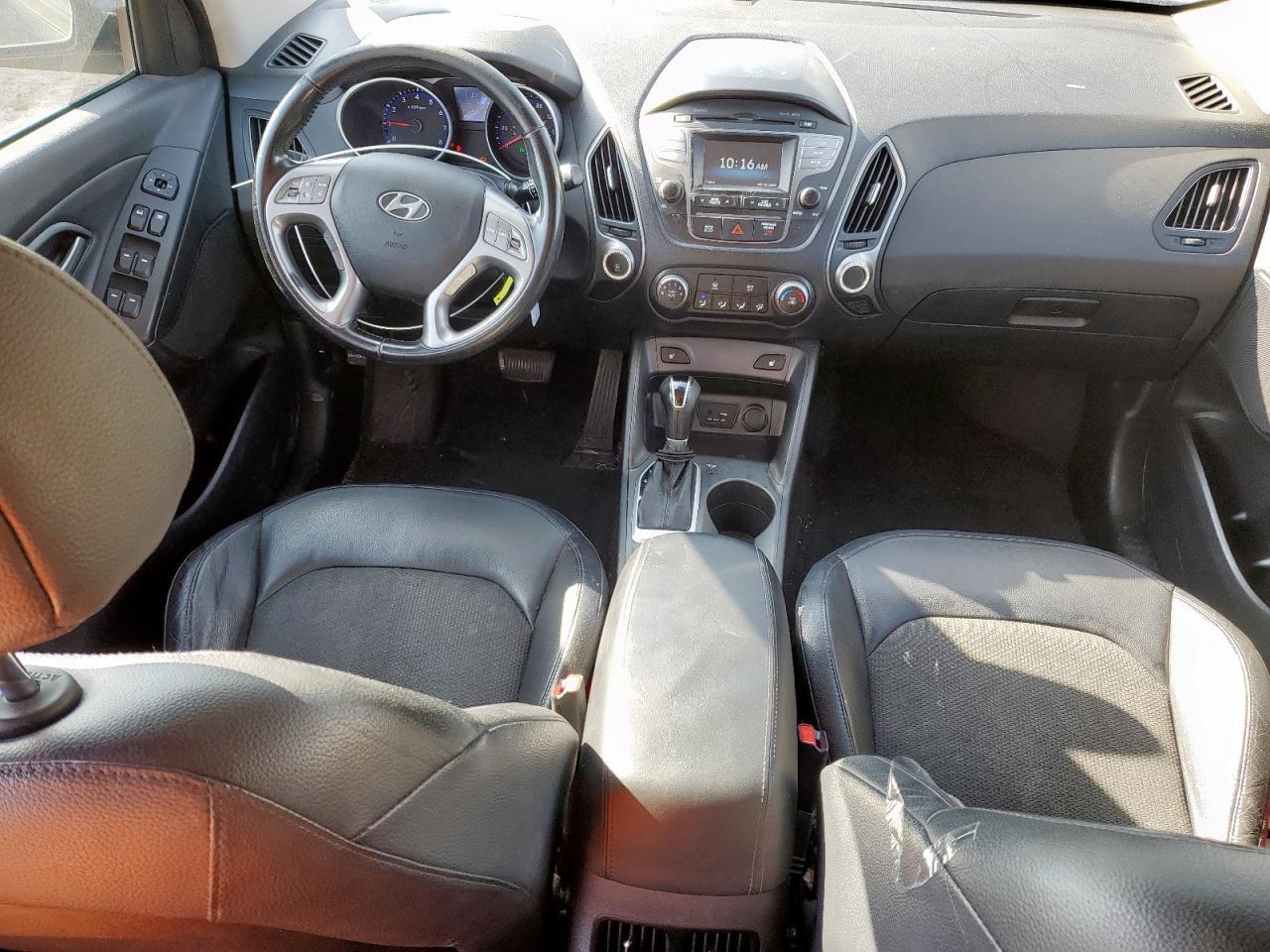 2015 HYUNDAI TUCSON
