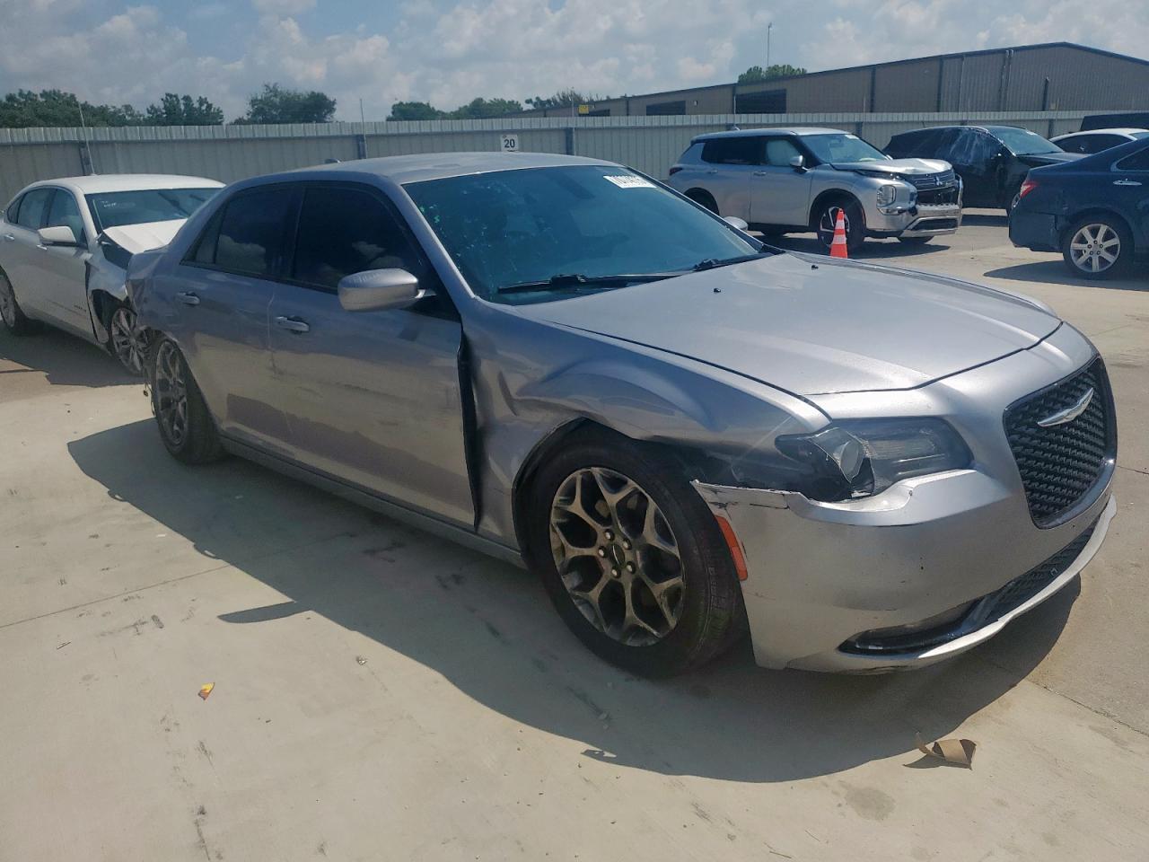 2016 CHRYSLER 300