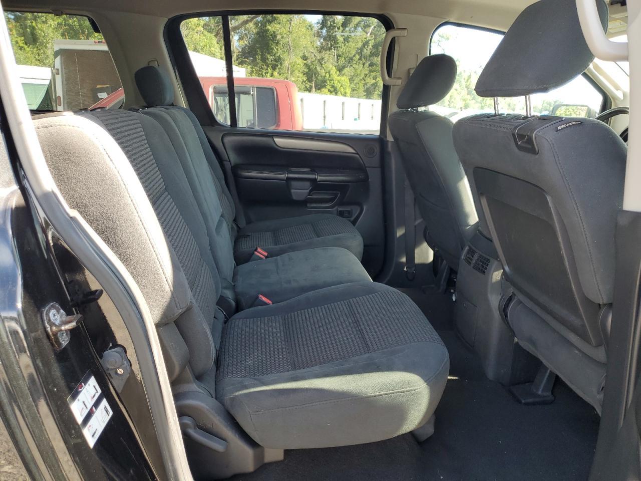 2010 NISSAN Armada