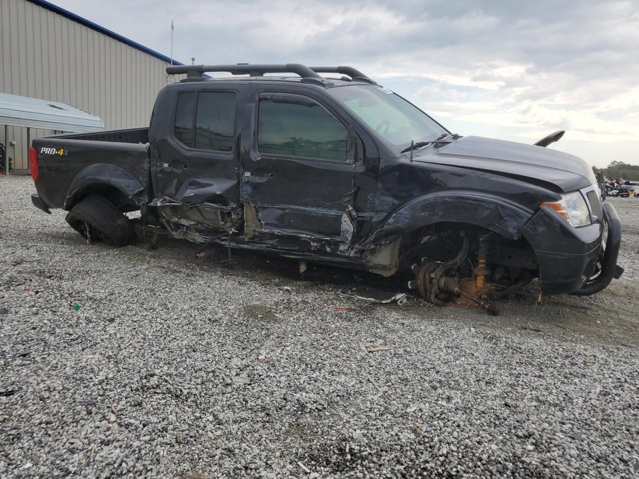 2019 NISSAN Frontier