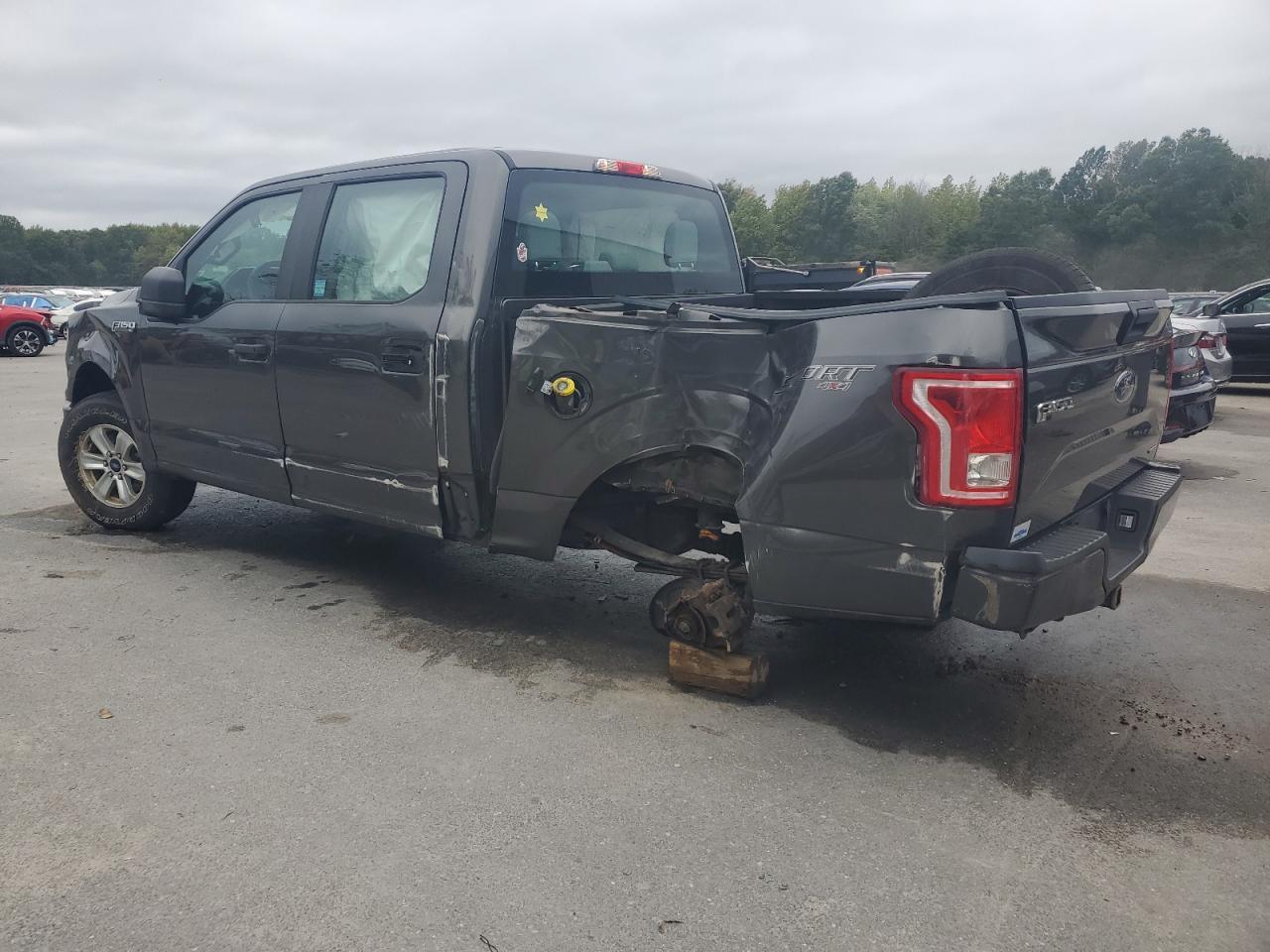 2015 FORD F-150