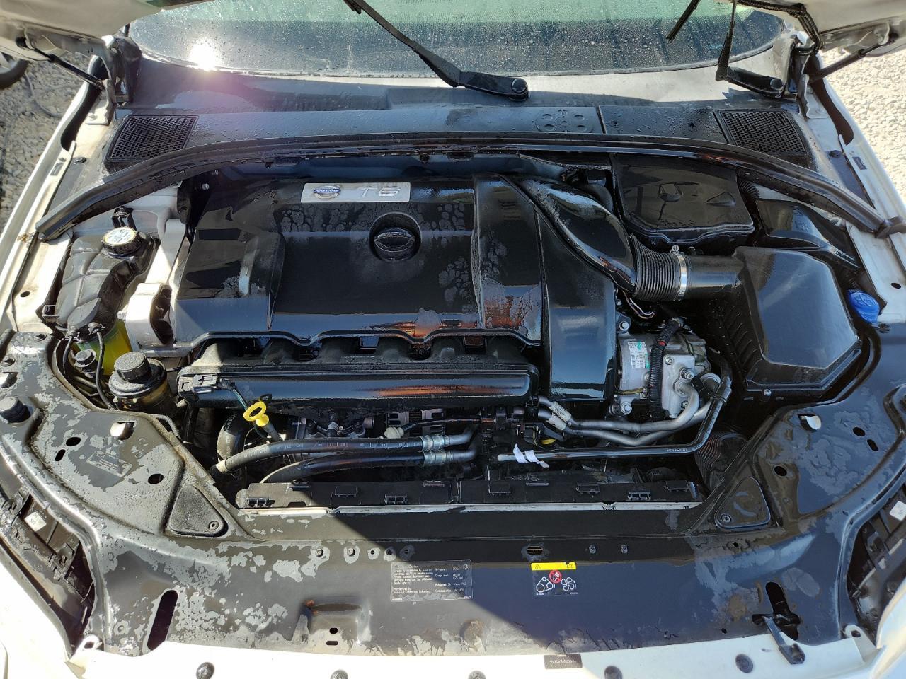 2010 VOLVO S80