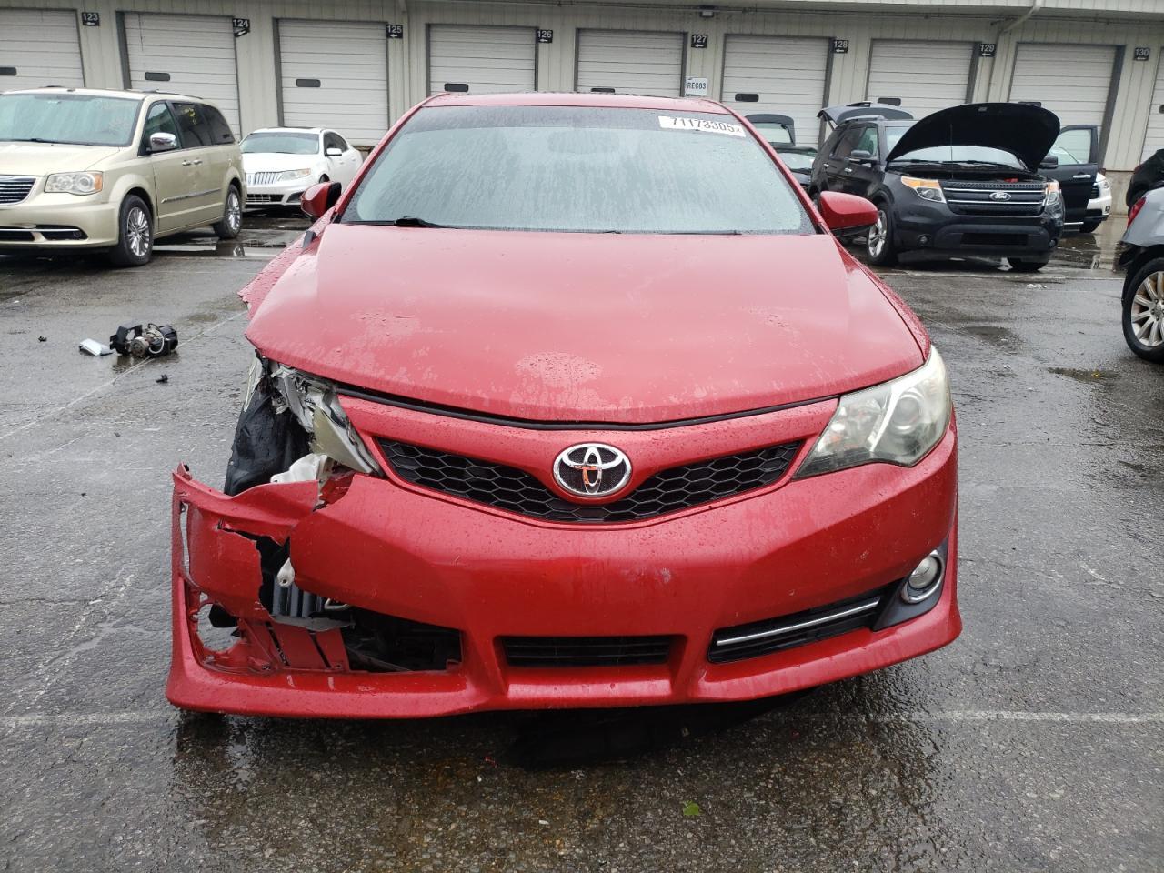 2013 TOYOTA CAMRY
