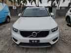 2019 VOLVO XC40