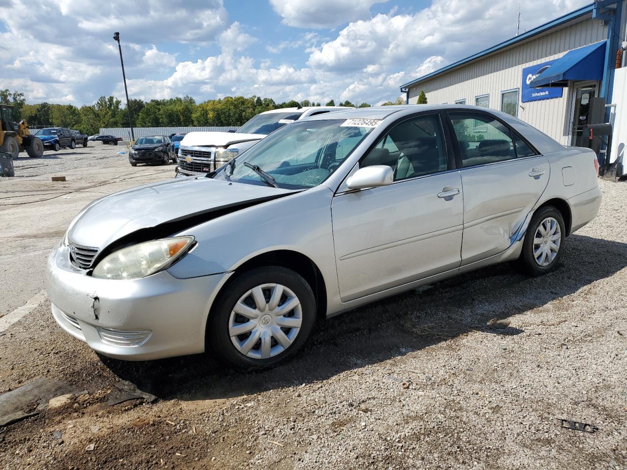 2005 TOYOTA CAMRY
