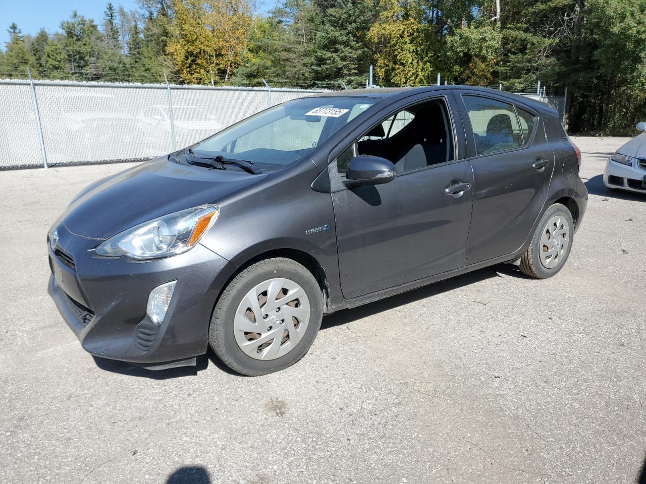 2016 TOYOTA Prius c