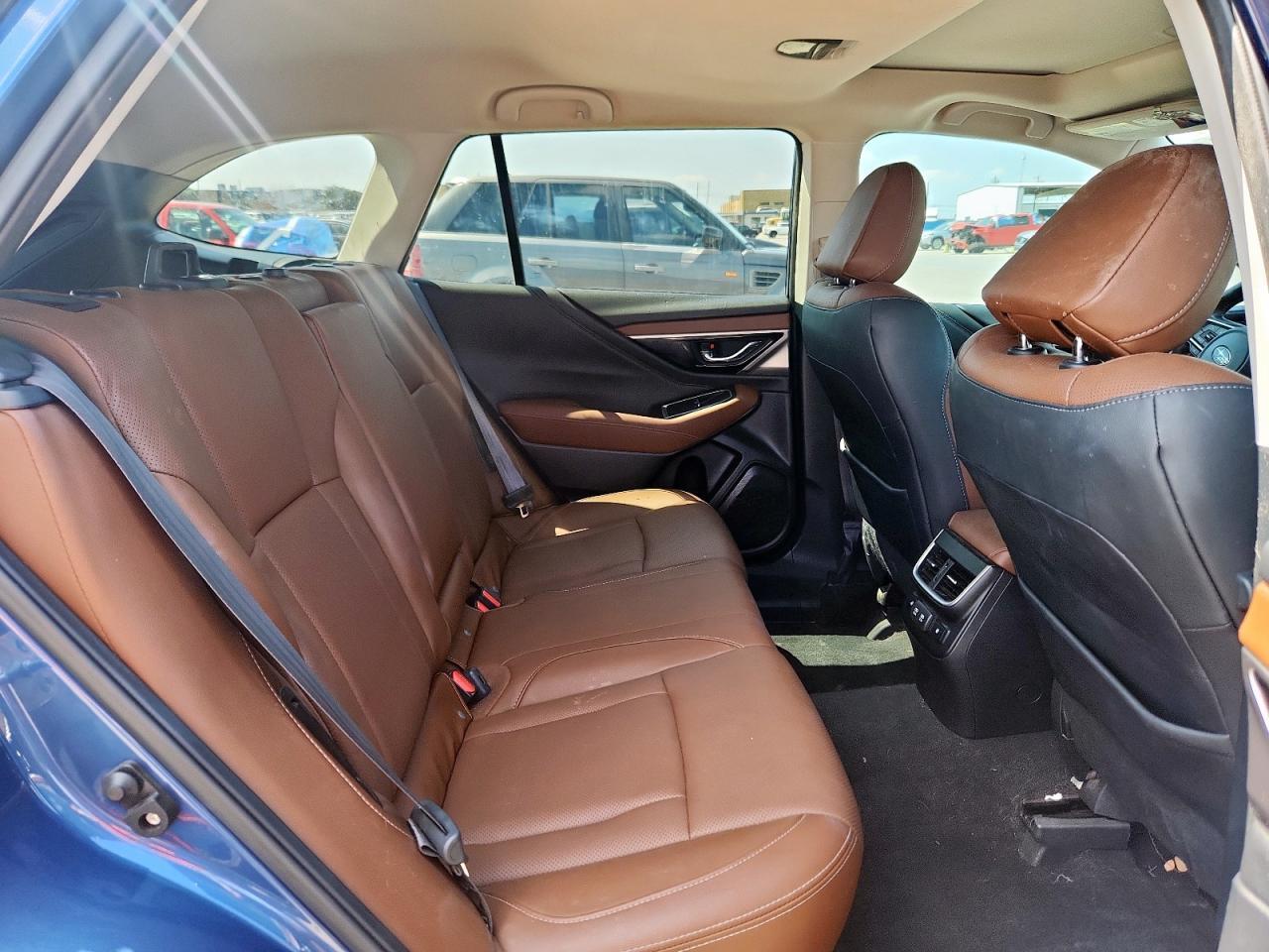 2022 SUBARU Outback