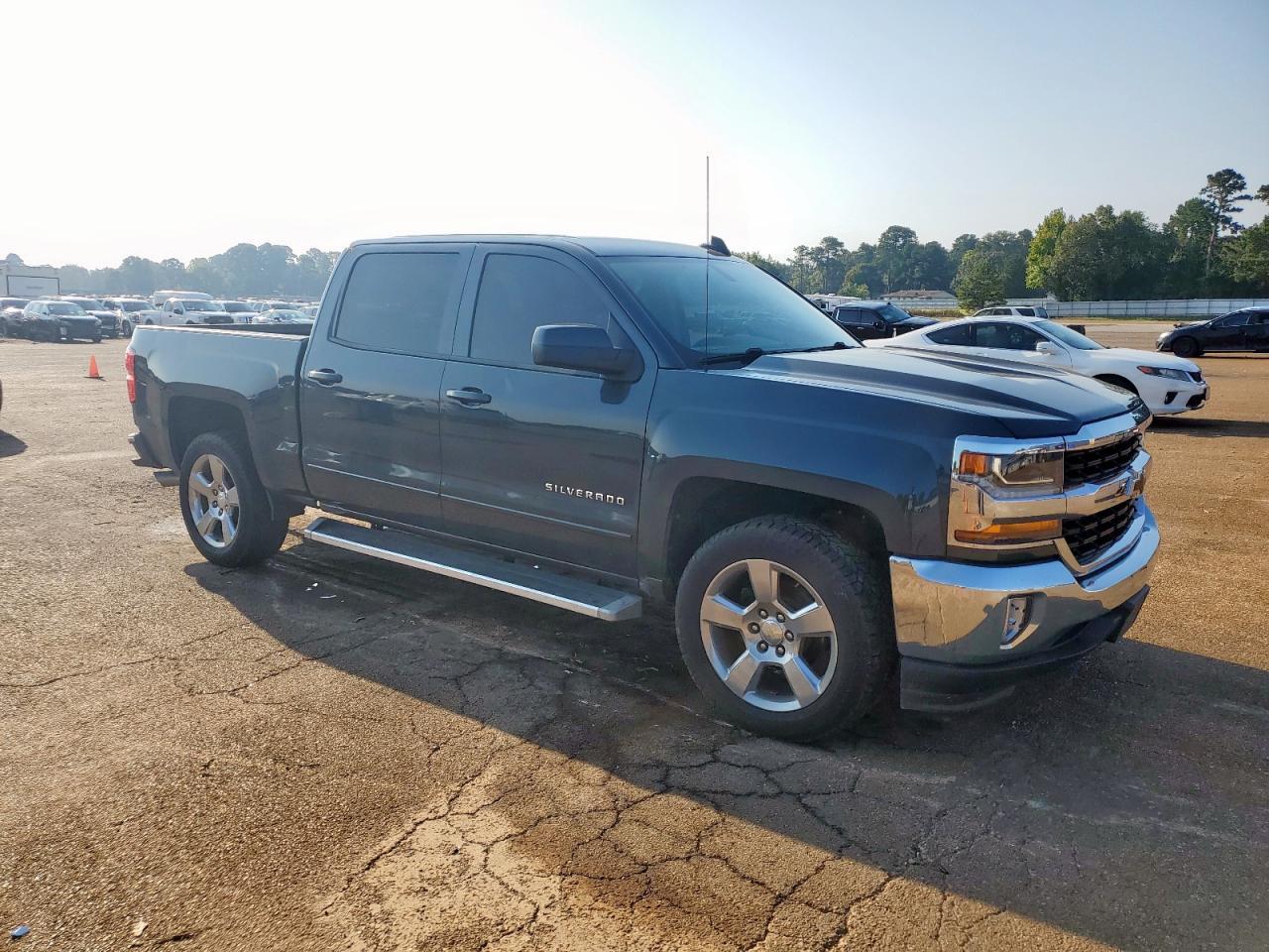 2018 CHEVROLET Silverado