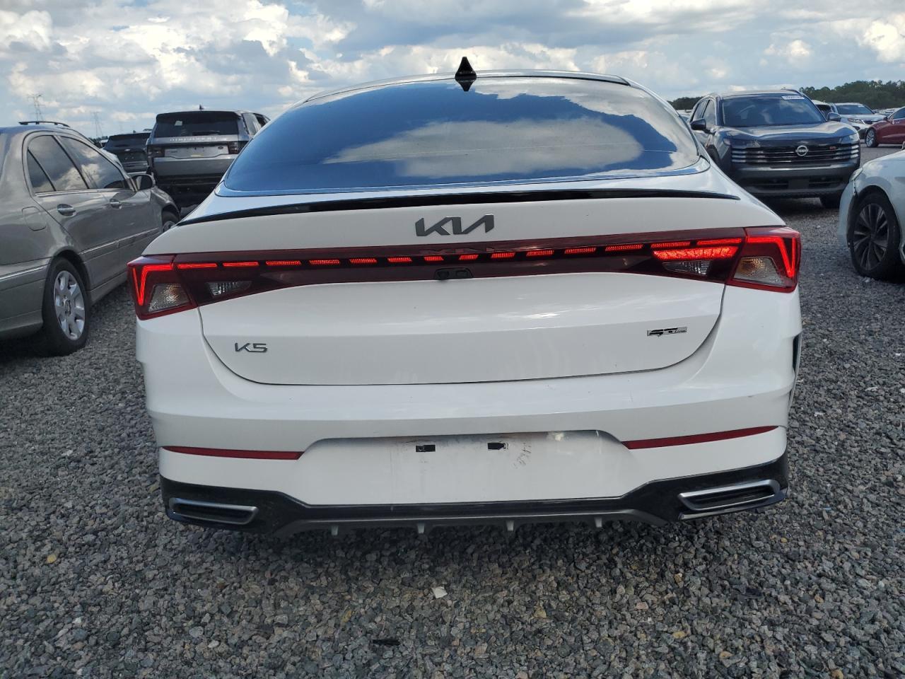 2023 KIA K5