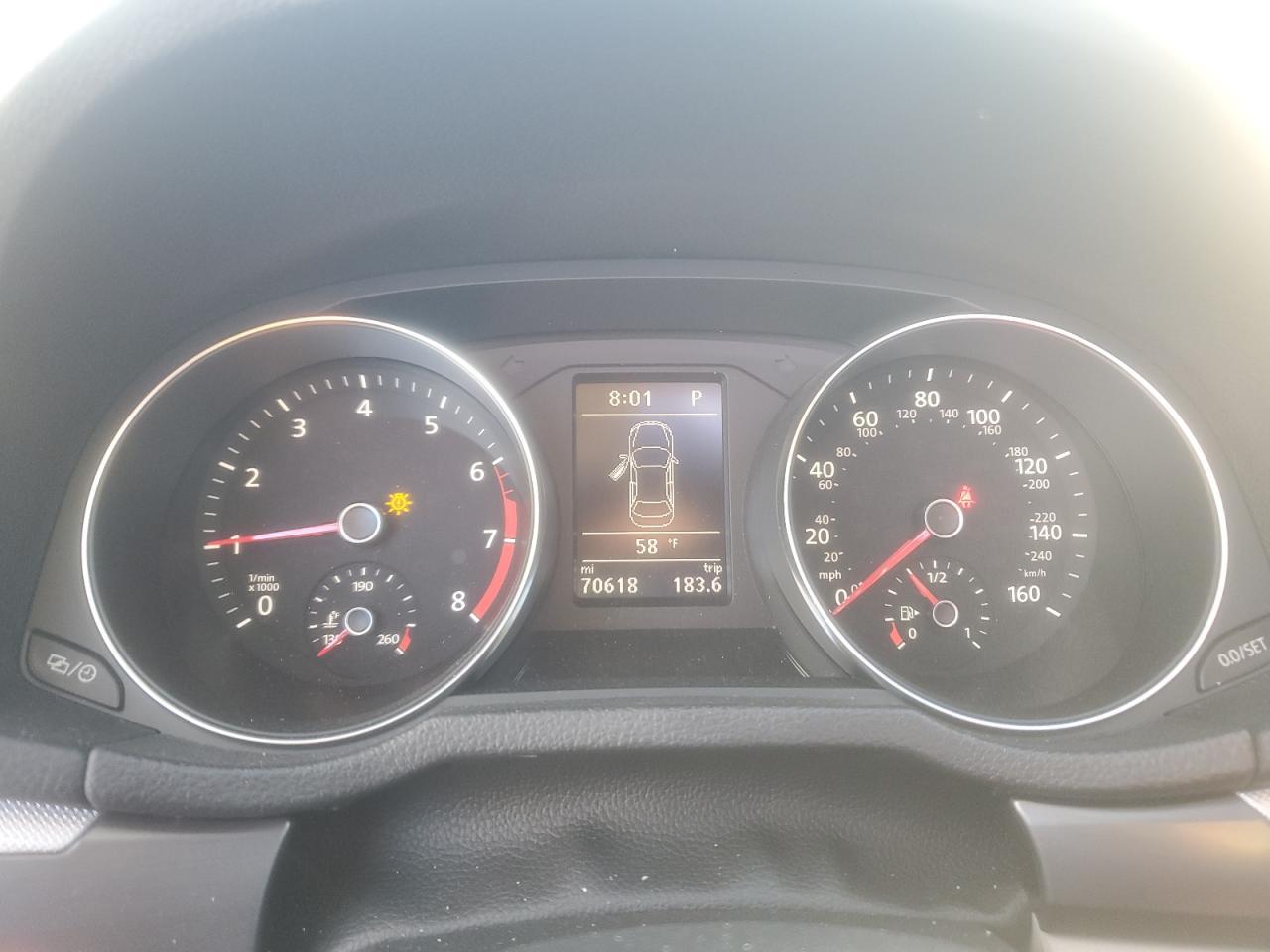 2018 VOLKSWAGEN Passat