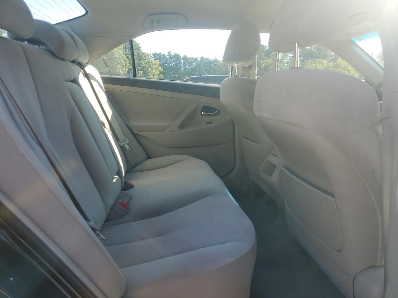 2010 TOYOTA CAMRY