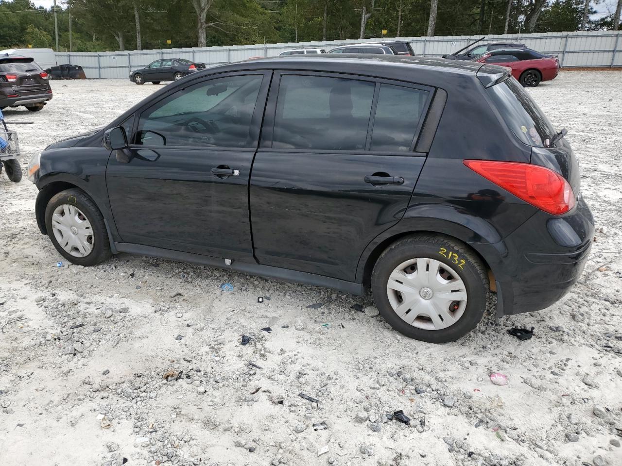 2011 NISSAN VERSA