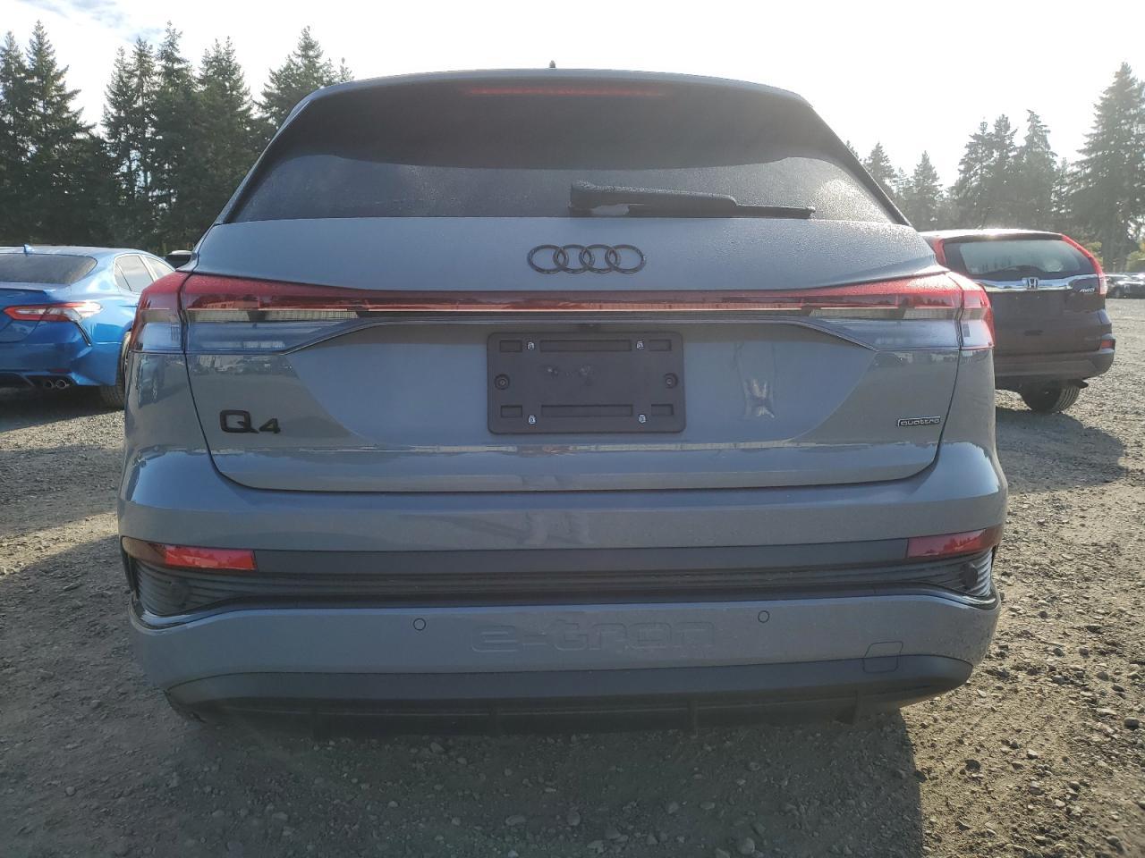 2024 AUDI Q4 e-tron