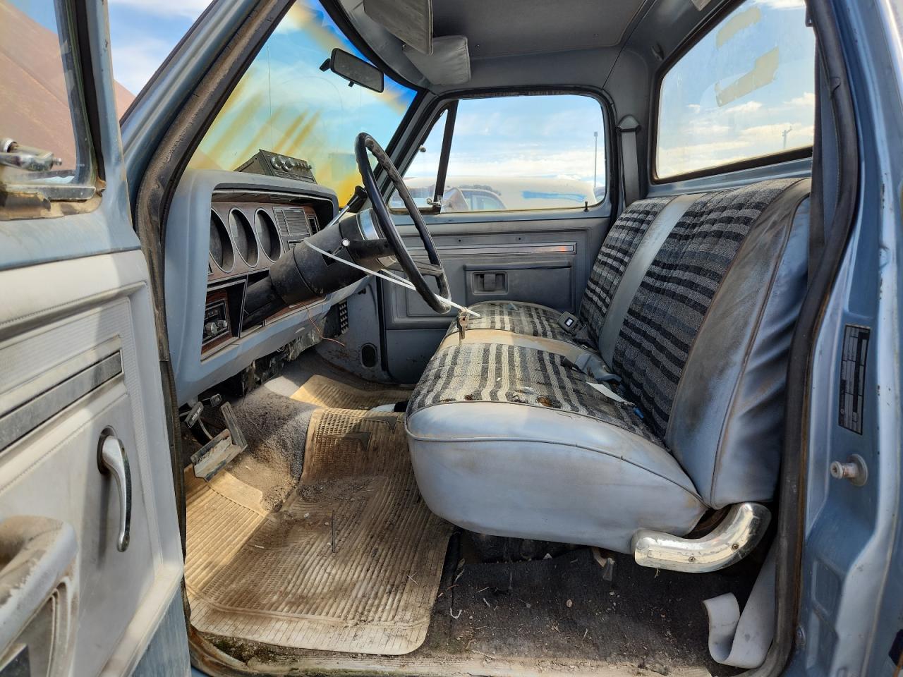 1982 DODGE D-Series