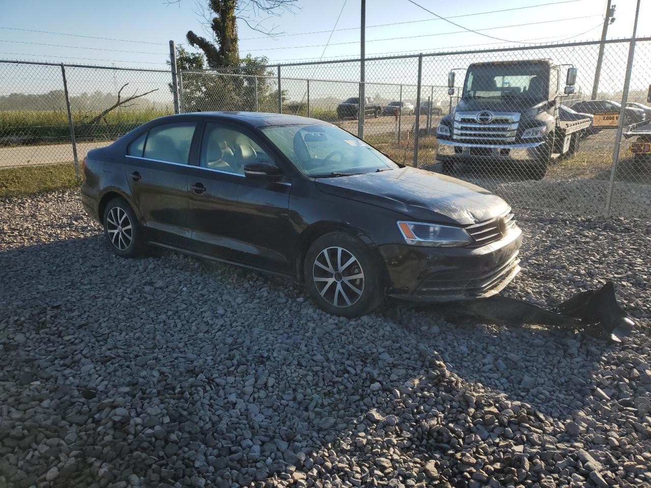 2017 VOLKSWAGEN JETTA