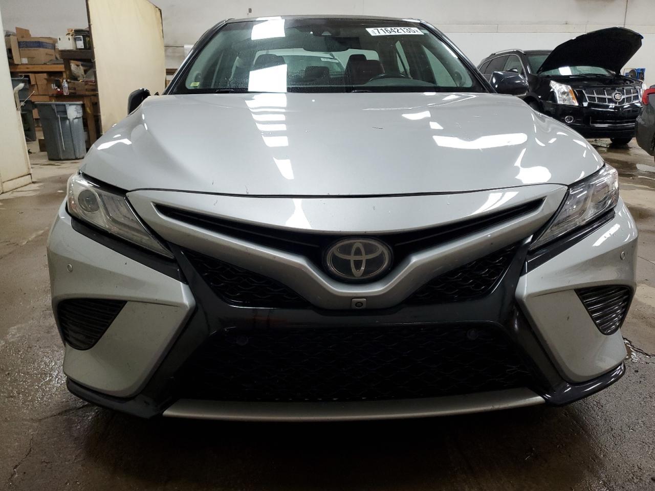 2018 TOYOTA CAMRY