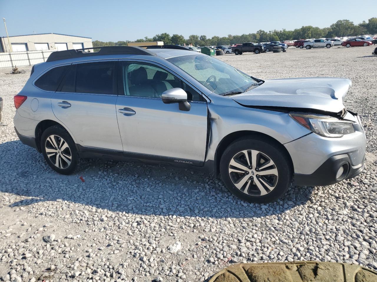 2018 SUBARU Outback