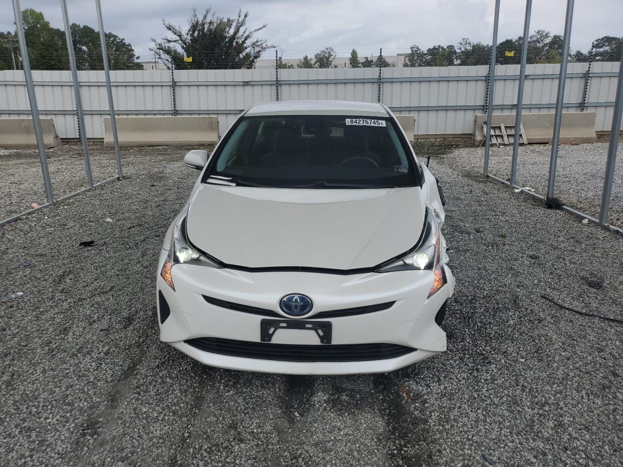 2017 TOYOTA PRIUS