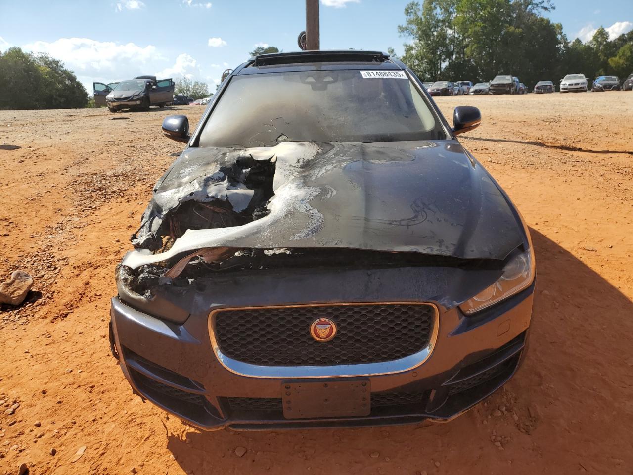 2019 JAGUAR XE