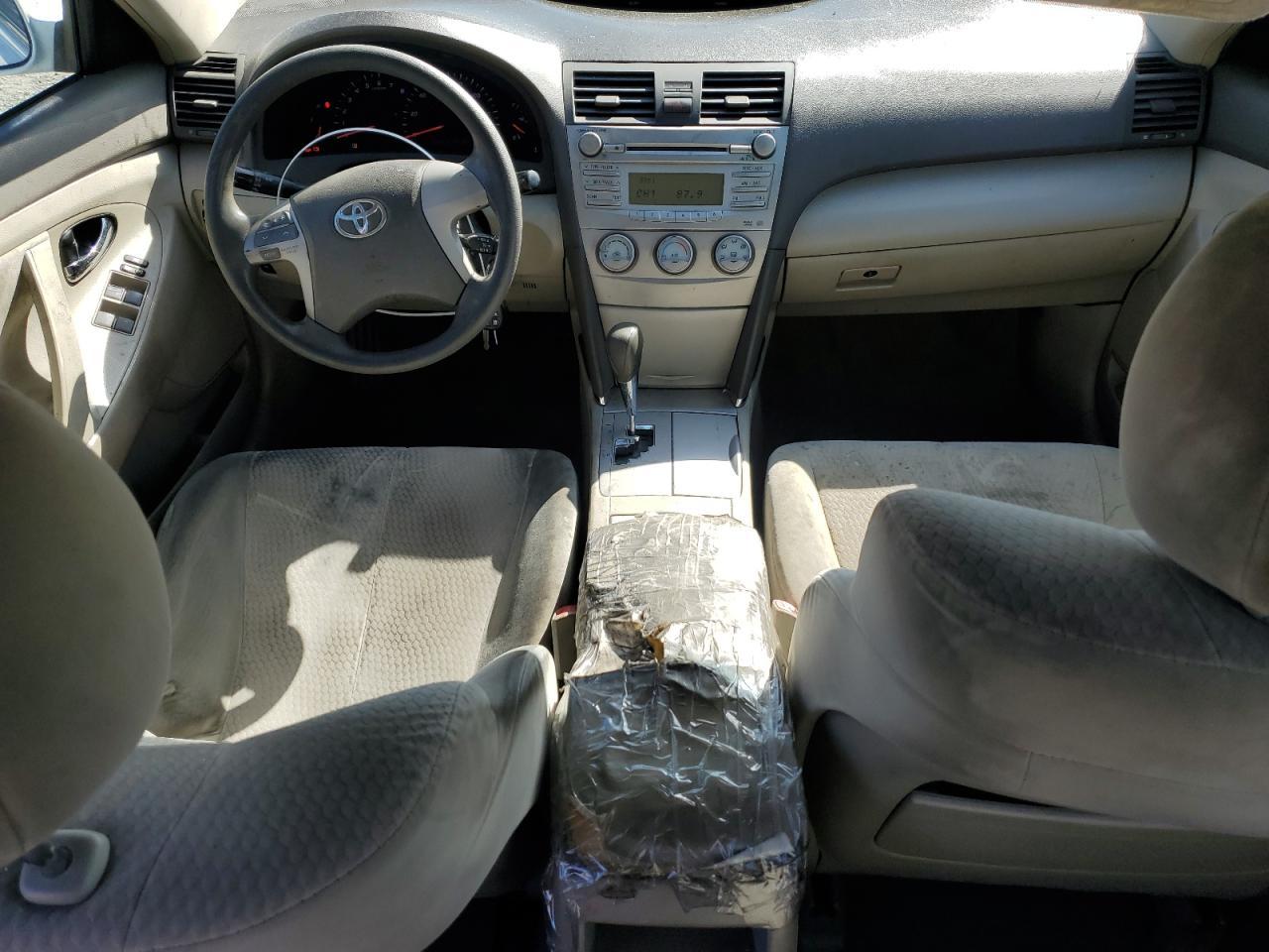 2011 TOYOTA CAMRY
