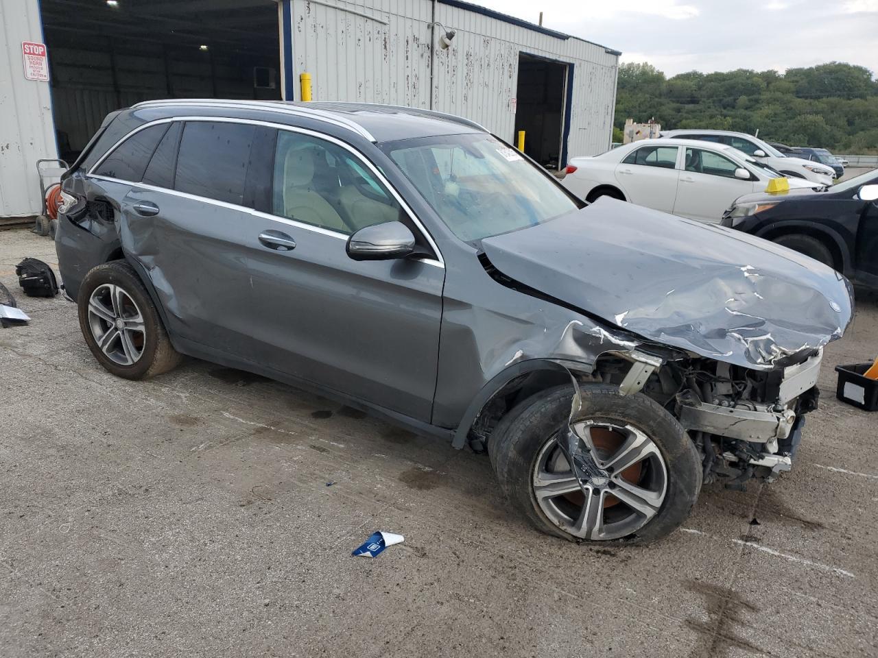 2017 MERCEDES-BENZ GLC-Class