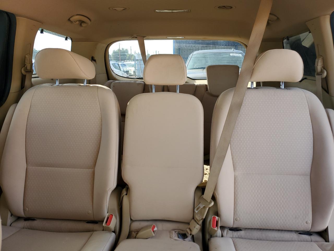 2016 KIA SEDONA