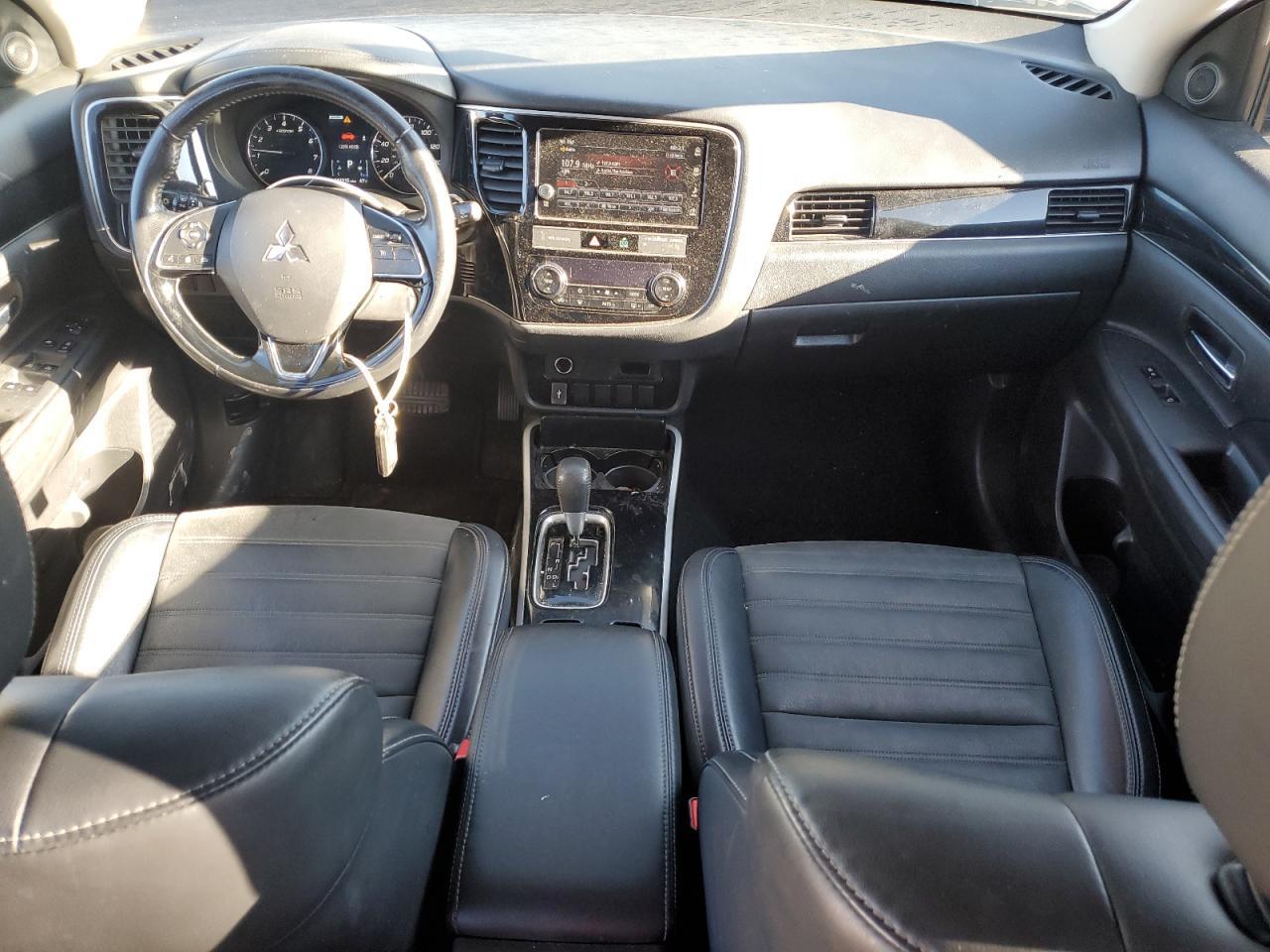 2019 MITSUBISHI outlander
