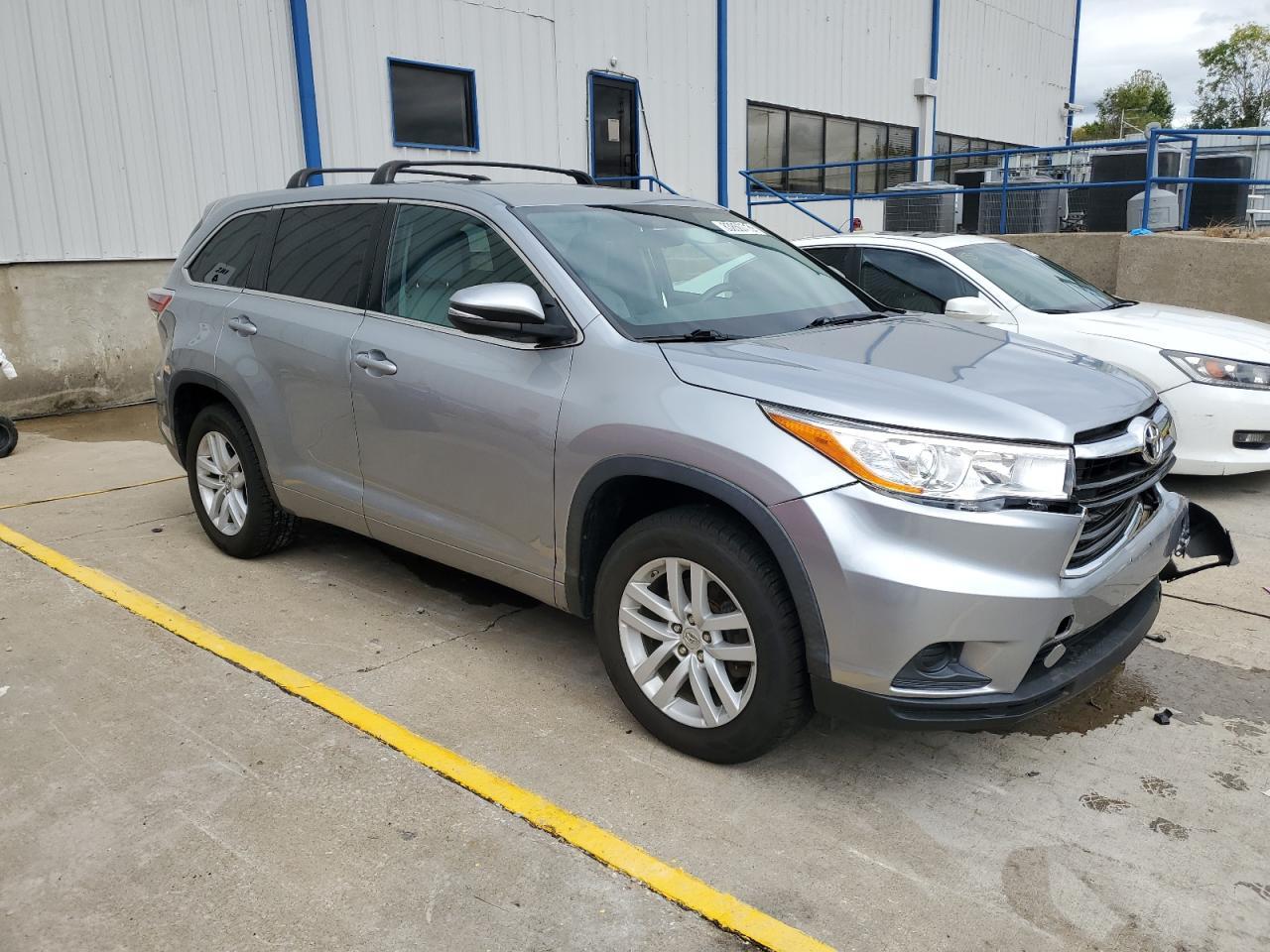 2015 TOYOTA HIGHLANDER