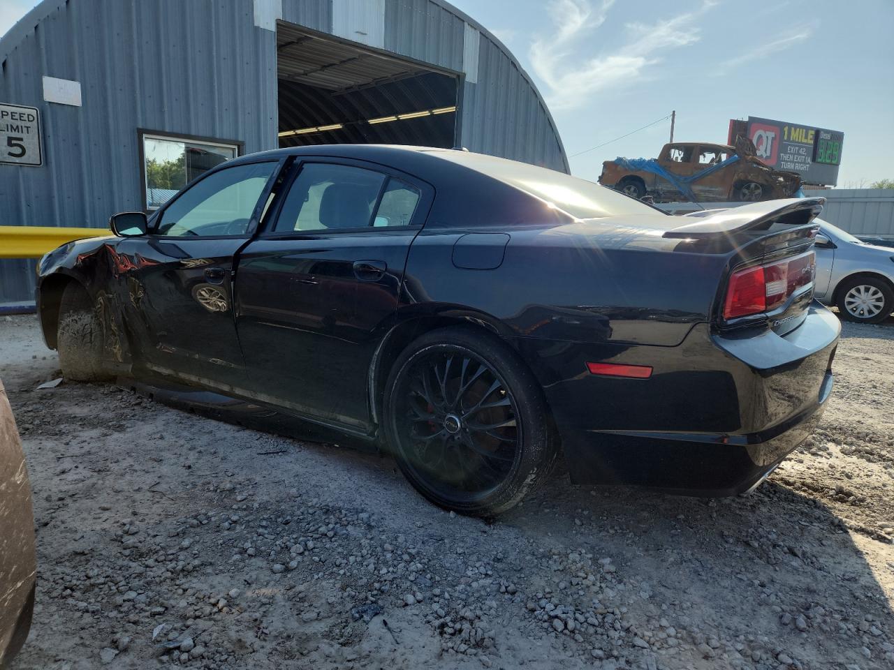 2013 DODGE CHARGER